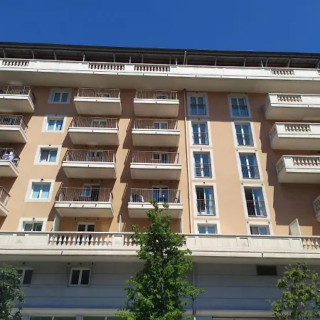 Au Pied Des Plages; Promenade-tram-clim-4pers Apartment Nice